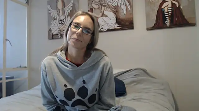 blondiesin50 online show from July 2026 01:17:01 PM