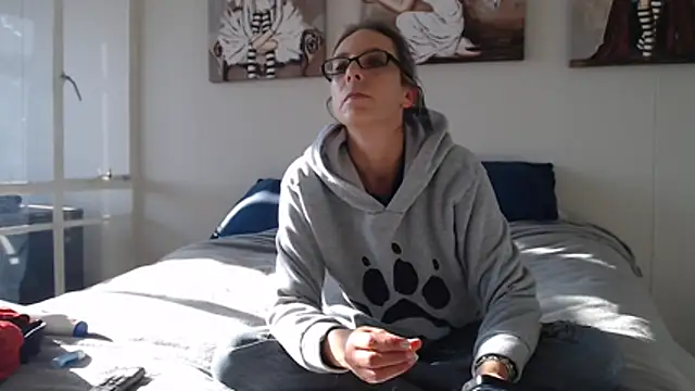 blondiesin50 online show from July 2026 06:40:01 AM