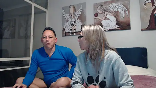 blondiesin50 online show from July 2026 09:20:01 PM