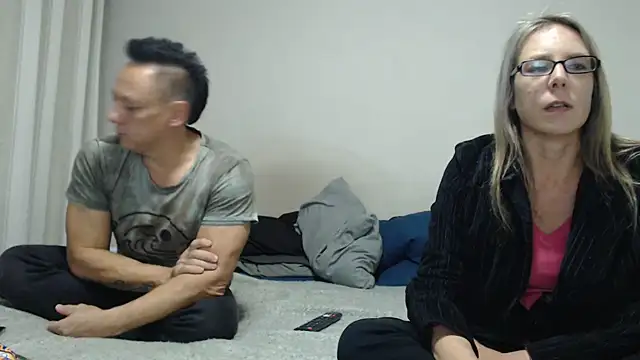 blondiesin50 online show from July 2026 04:54:02 PM