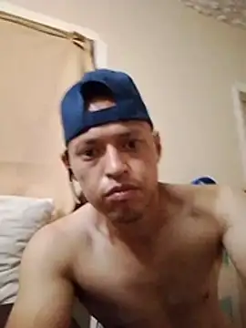 Snapshot of Josefue chatting on August 2026 07:40:01 AM Josefue online show from August 2026 07:40:01 AM
