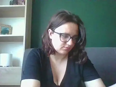 Snapshot of sensual_paris chatting on May 2026 05:27:02 AM sensual paris online show from May 2026 05:27:02 AM