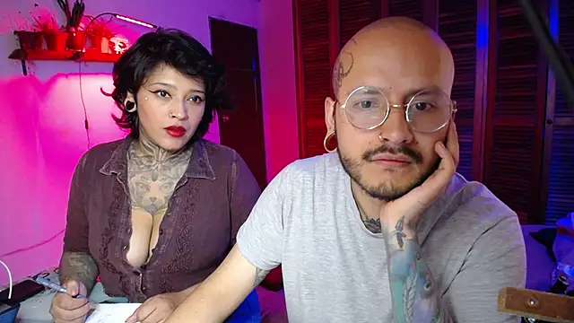 realhomesex online show from May 2026 01:55:01 AM