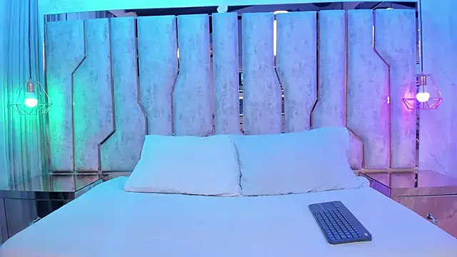 chica nocturna25 online show from May 2026 03:13:01 AM