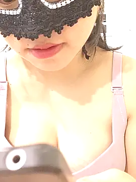 silkyhairs online show from June 2026 04:35:02 AM