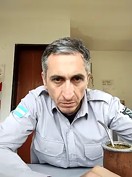 Alejandro83bsf online show from May 2026 01:39:01 PM