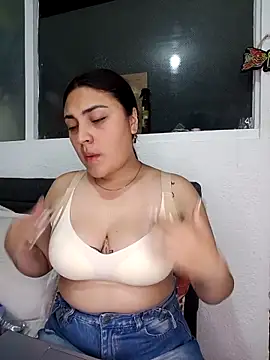Snapshot of -brendda- chatting on May 2026 03:56:02 AM -brendda- online show from May 2026 03:56:02 AM