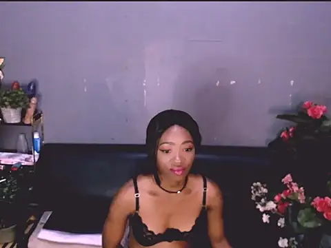 LolaSavageXO online show from May 2026 08:21:01 AM