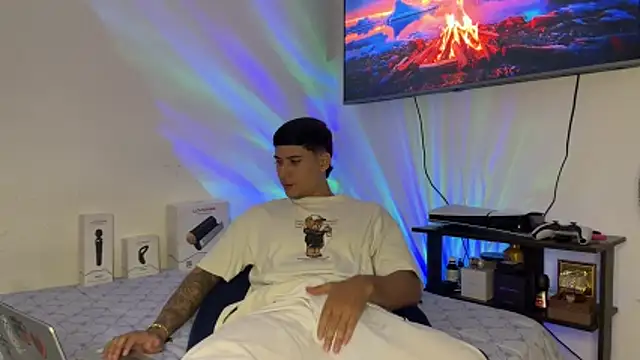 SexxxySquirterStev777 online show from May 2026 05:01:02 AM