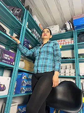 Dalila 5 online show from May 2026 07:43:01 PM