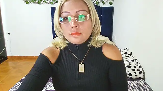 MoonCampbell  online show from June 2026 10:16:02 PM