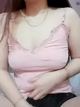 Kee2000 online show from May 2026 03:39:01 PM