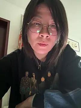yeye 023 online show from May 2026 07:35:01 AM