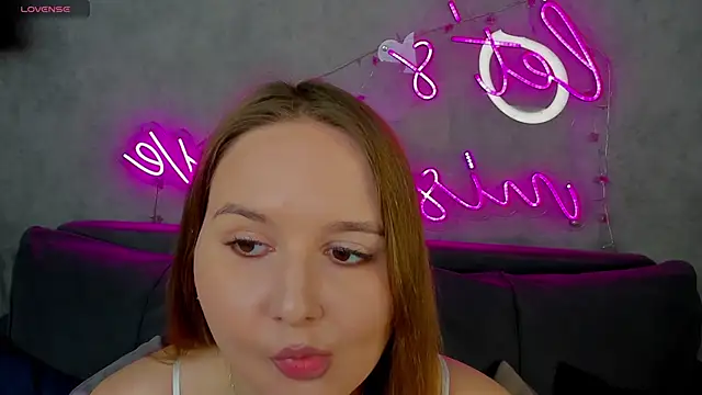 Emmaa Kimm online show from June 2026 12:59:02 AM