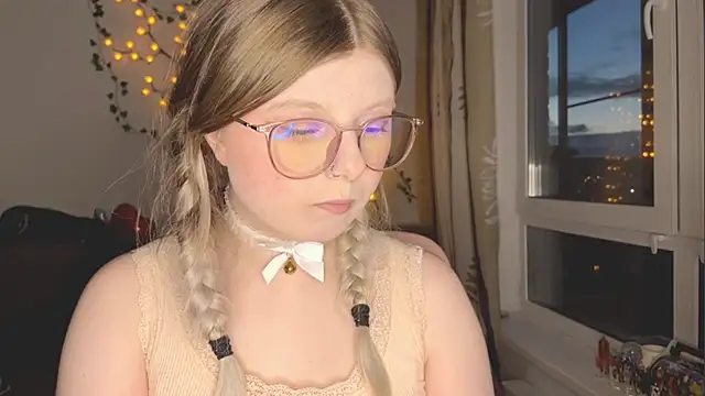 YukiBlush online show from June 2026 10:09:02 PM