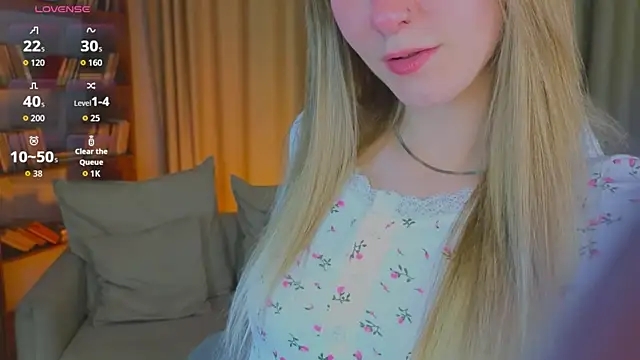 Snapshot of MilliBrownn chatting on May 2026 10:53:01 AM MilliBrownn online show from May 2026 10:53:01 AM