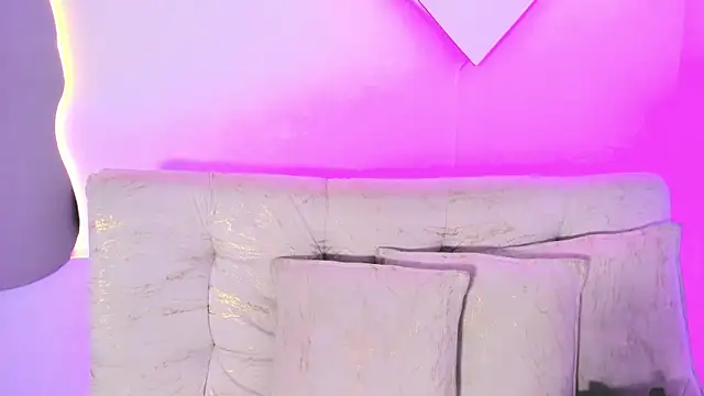 LiaCampbell  online show from July 2026 04:35:02 PM