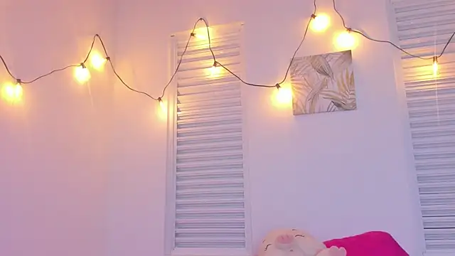 VictoriaaLopez online show from July 2026 06:58:01 PM