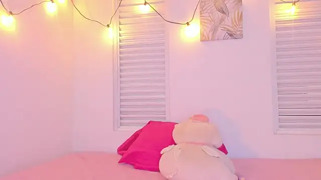 VictoriaaLopez online show from July 2026 06:58:02 PM