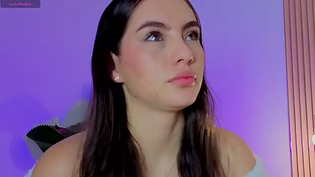 Snapshot of Megann_Rousee chatting on April 2026 01:15:01 PM Megann Rousee online show from April 2026 01:15:01 PM