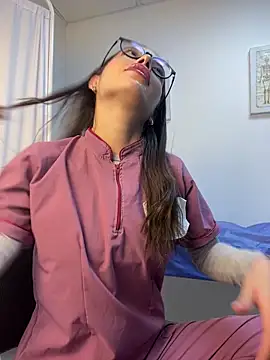 Sweet Milaa1 online show from May 2026 06:24:01 PM