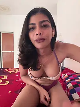 Snapshot of Mayra_xx chatting on June 2026 08:13:01 AM Mayra xx online show from June 2026 08:13:01 AM