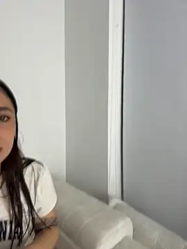 EmilyCxx online show from June 2026 03:49:01 AM