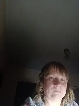 MikkiLove777 online show from May 2026 09:22:02 PM