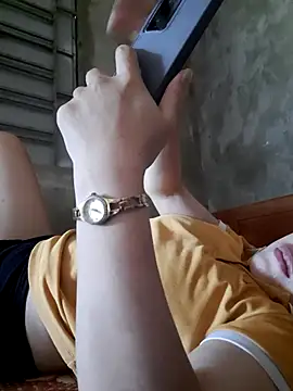Snapshot of linhkun1 chatting on May 2026 05:37:02 AM linhkun1 online show from May 2026 05:37:02 AM