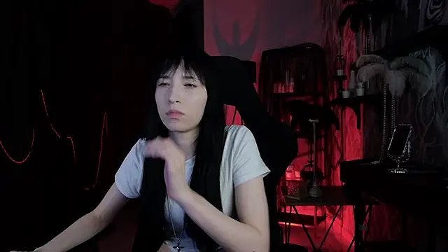 SeraphineSparda online show from June 2026 12:03:02 PM