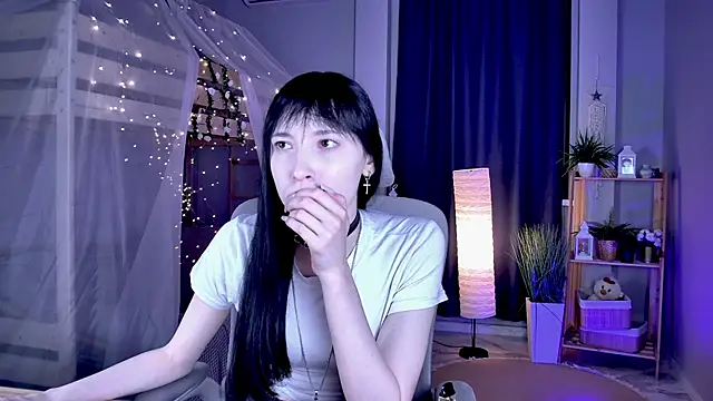 SeraphineSparda online show from June 2026 11:24:02 AM