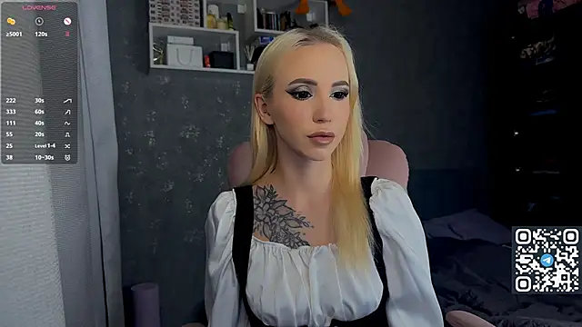 Sabrinkaaa online show from June 2026 11:51:02 PM