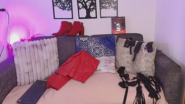 Angelabrowm online show from May 2026 03:35:02 AM