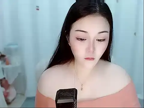 Amy-cnbaby online show from May 2026 01:33:01 AM