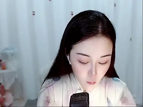 Amy-cnbaby online show from May 2026 01:12:01 AM