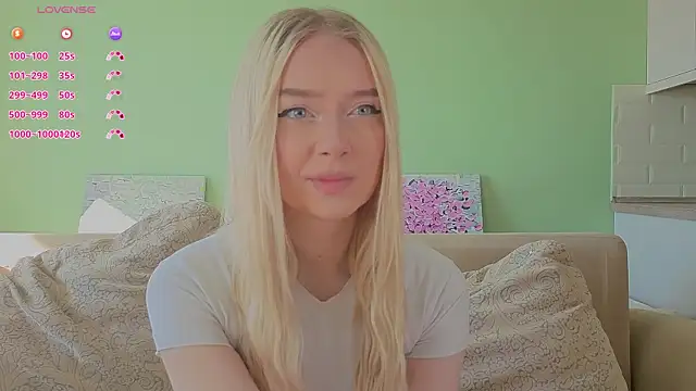 Chanelbayerr online show from May 2026 03:24:01 AM
