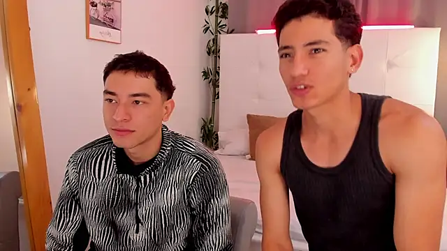 Alejo-and-Thiago online show from June 2026 12:26:01 PM