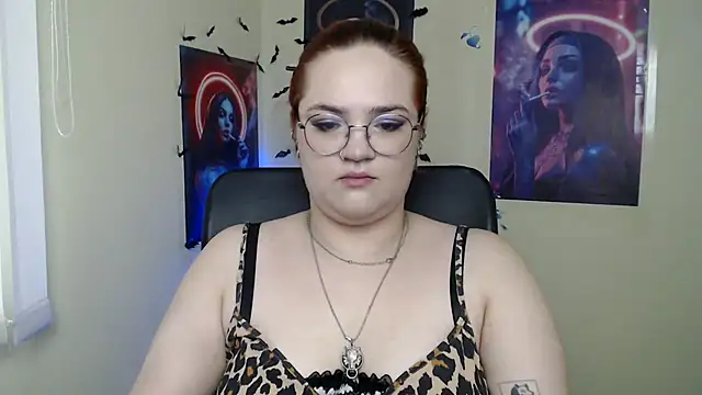 Snapshot of RinaRiii chatting on July 2026 05:45:01 AM RinaRiii online show from July 2026 05:45:01 AM