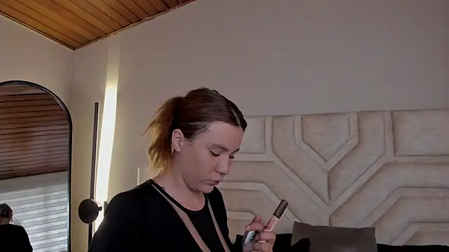  zoe 3 online show from July 2026 12:56:01 PM