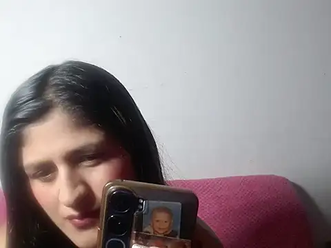 Snapshot of AbbyRose_69 chatting on May 2026 04:40:01 AM AbbyRose 69 online show from May 2026 04:40:01 AM