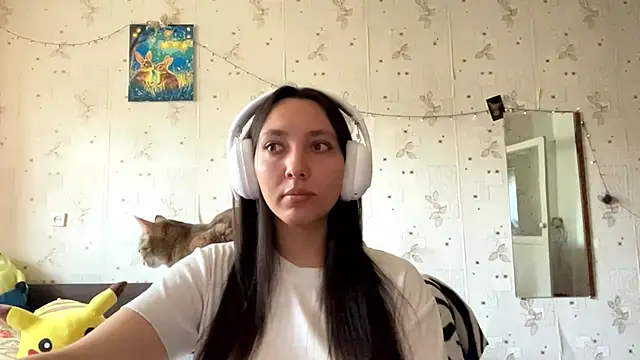 SheeringGape online show from May 2026 01:33:02 AM