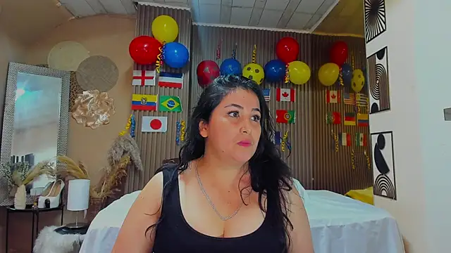 BBWLuxuryMuse online show from June 2026 12:36:02 PM
