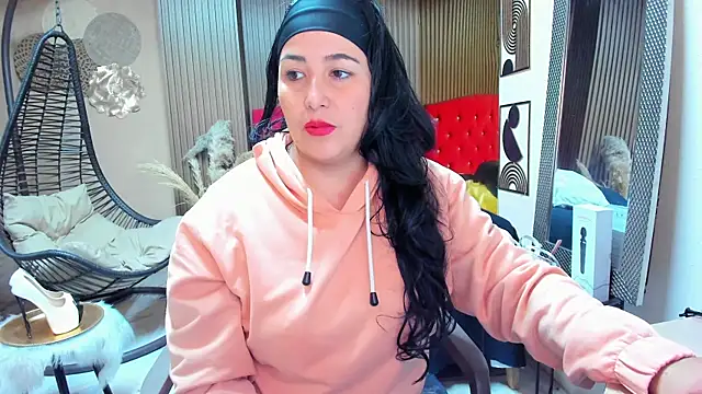 BBWLuxuryMuse online show from July 2026 12:14:01 PM