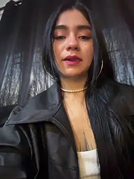 Dakota-fire online show from June 2026 11:01:02 AM