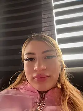 Jessy Queen online show from August 2026 01:05:01 PM