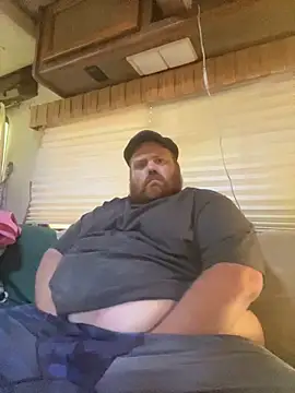 Snapshot of Bigfarmdaddy69 chatting on June 2026 11:24:02 AM Bigfarmdaddy69 online show from June 2026 11:24:02 AM