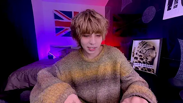 Aronn 44 online show from June 2026 04:34:02 AM
