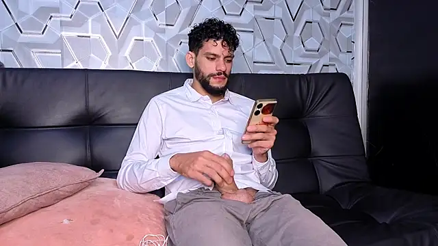 Big cock 21s online show from May 2026 01:11:02 AM