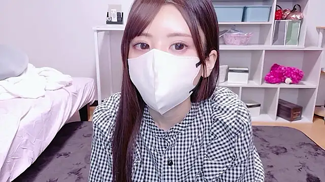 hina mochi online show from May 2026 12:00:02 PM