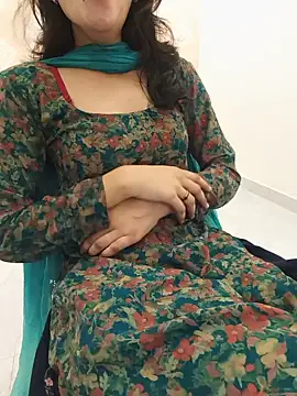 zoya baby  online show from August 2026 04:44:02 AM